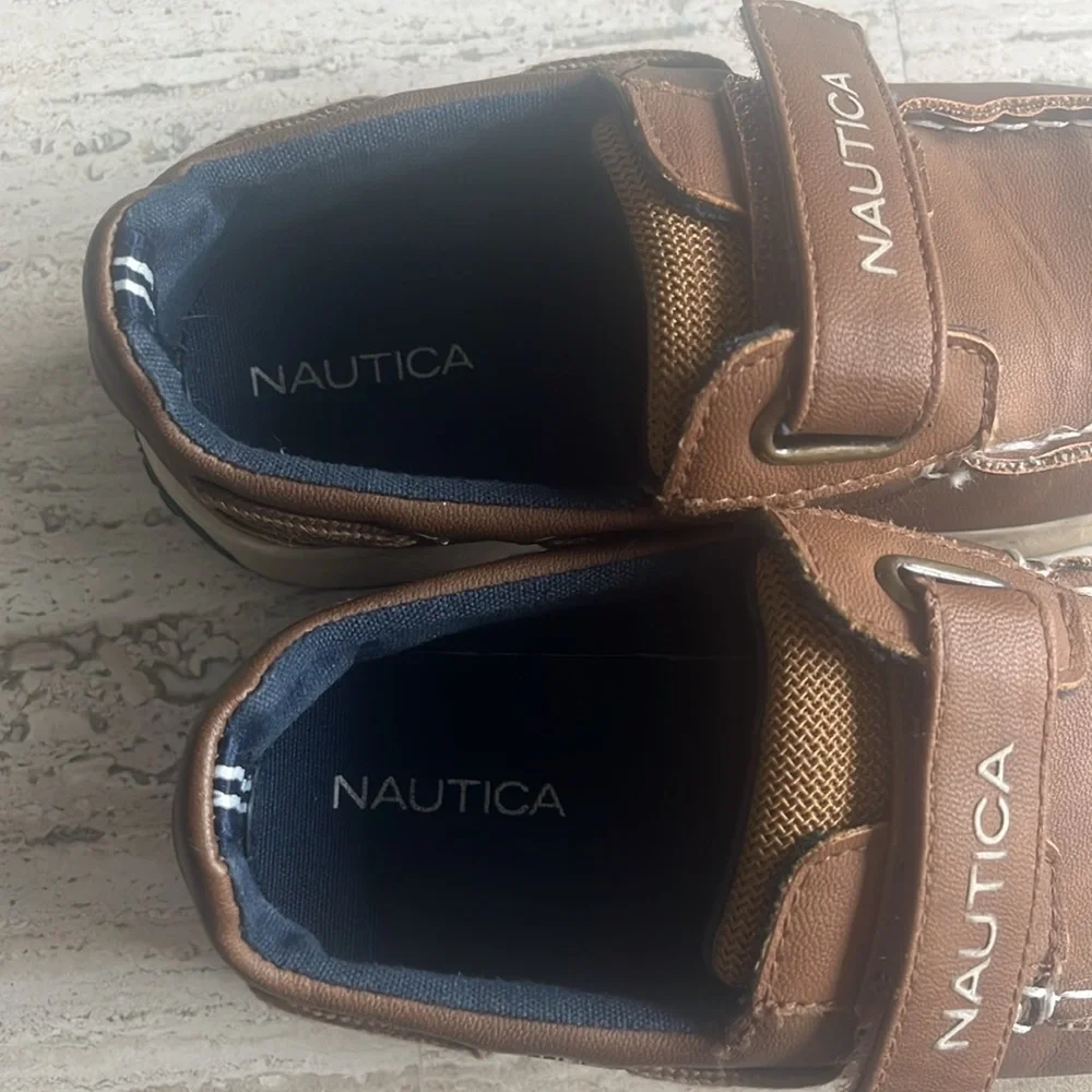 Nautica boat shoes Velcro closure boys size 11